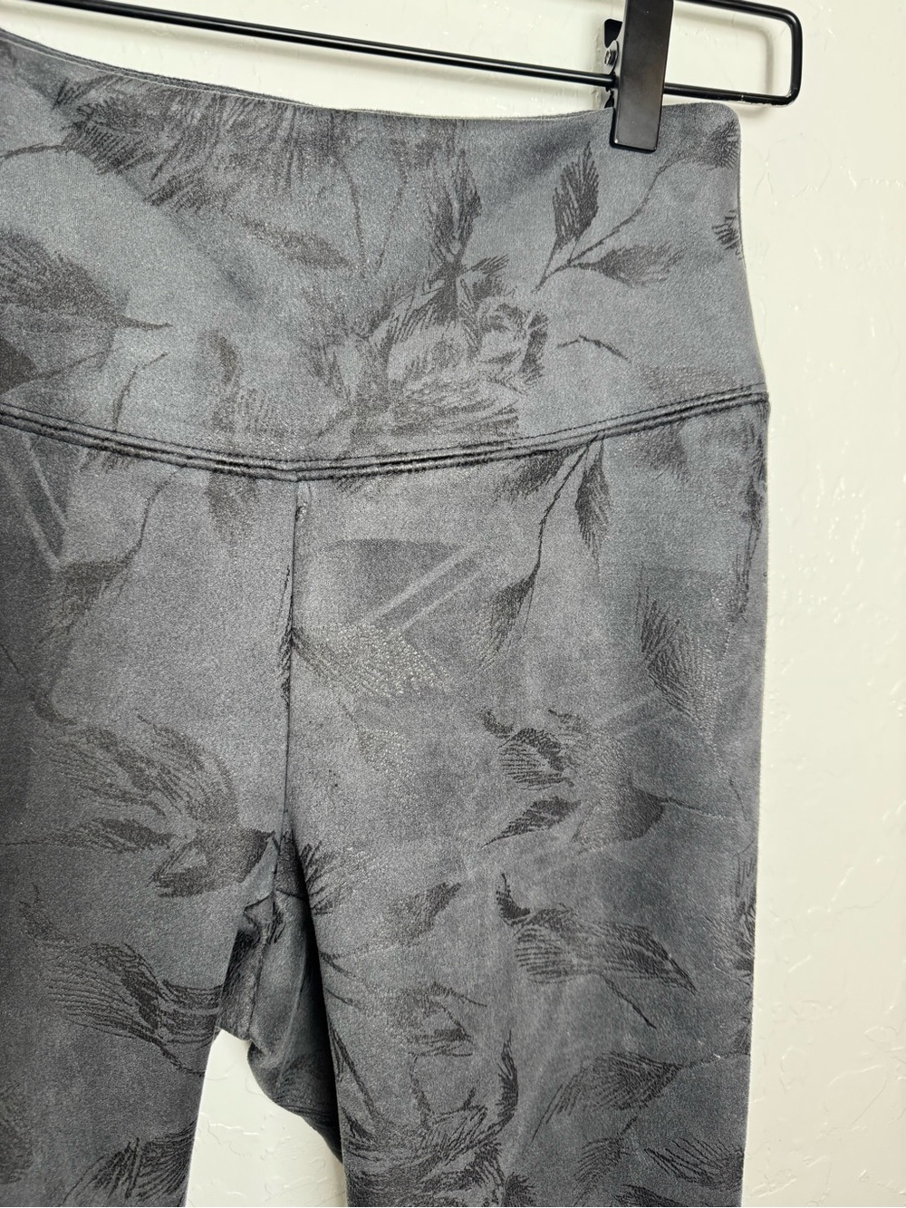 WHBM White House Black Market Gray Suede Inkling Foil Runway Leggings - Picture 6 of 16